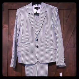Nine West Seersucker Suit ~ Size 14